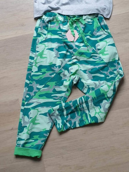 Joggpant Camouflage grün Hose 38 40 42 lässige Baggy Boyfriend Neue Kollektion