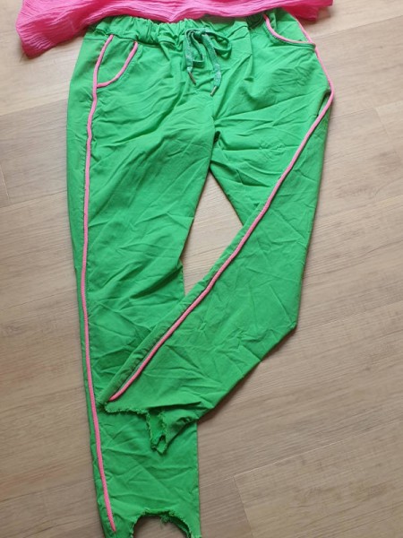 Joggpant Hose 38-42 Made in Italy franselige cropped grün pink