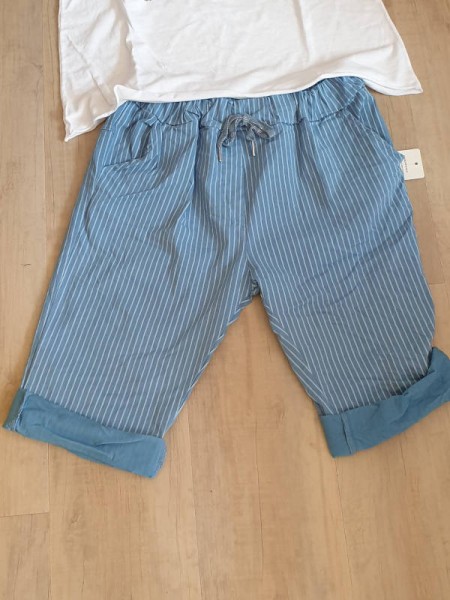 Chino Baggy kurze Joggpant Hose Capri Shorts jeansblau gestreift Made in Italy 36-42