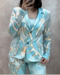 Blazer L 40 MISSY Kurzblazer hellblau gemustert Glitzernieten Neu
