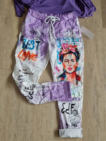 Hose 36-40 Joggpants "Frida" lila bunt gemustert Frühlingskollektion Tunnelzughose Made in Italy